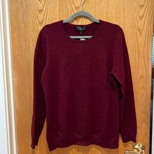 NWT Women’s Cashmere Crewneck Sweater